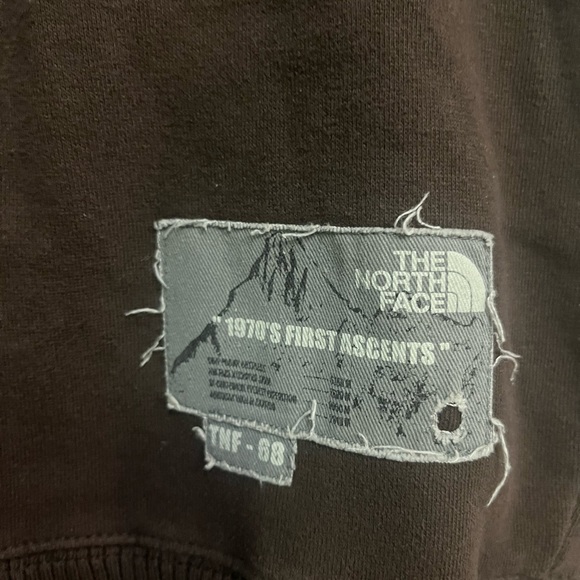 The Northface zip up jacket. Brown, orange trim, size Large (fits medium). - Picture 6 of 9